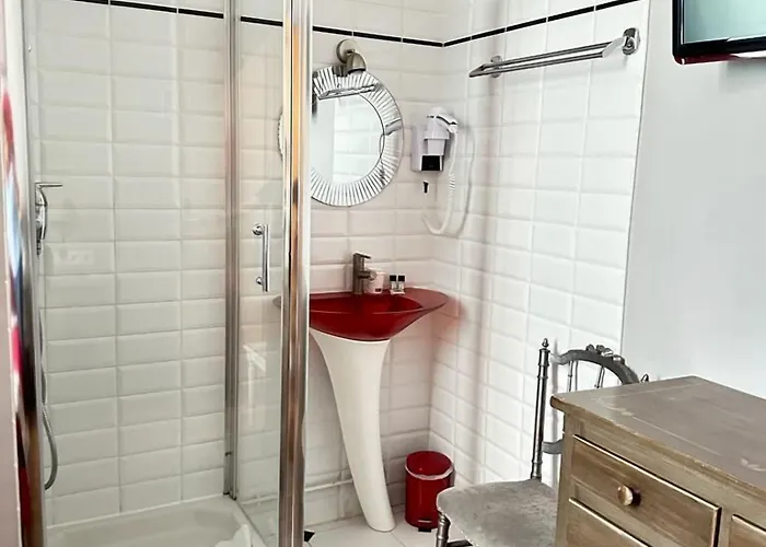 Le Romanesque 3*