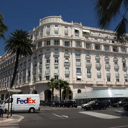 Le Romanesque Cannes